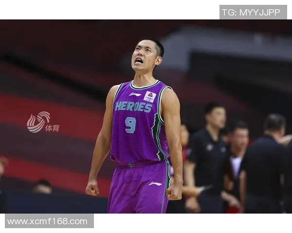 张庆鹏：从篮球场上的传奇到人生舞台的多重角色探寻