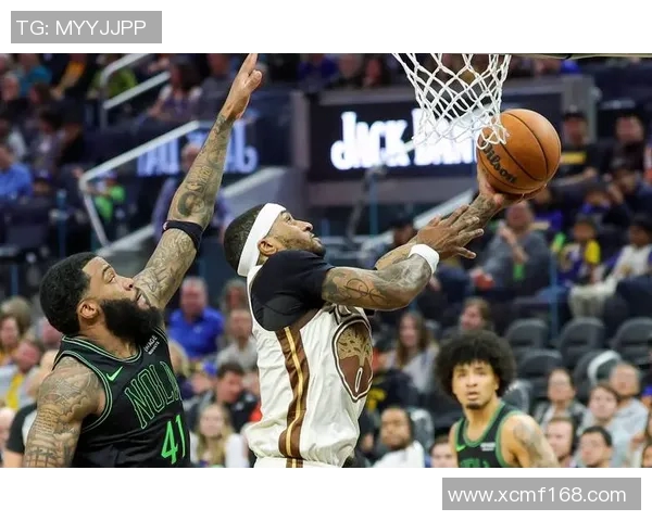 勇士与鹈鹕激战四月末季后赛争夺战精彩回顾与分析 勇士与鹈鹕激战四月末季后赛争夺战精彩回顾与分析