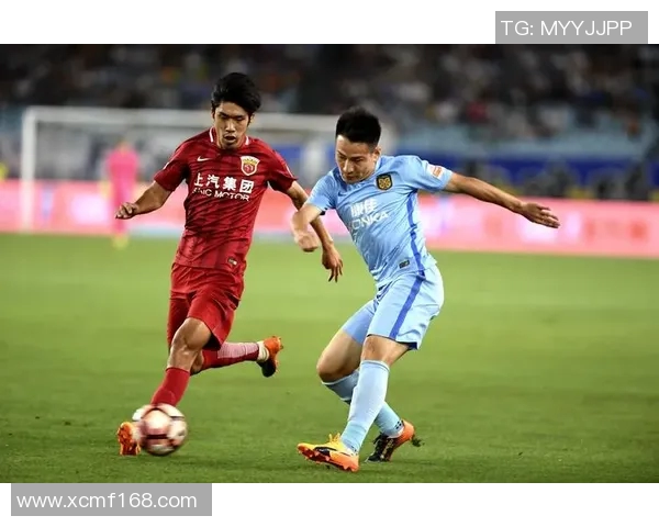 上港与苏宁激战正酣值班人员全力以赴守护赛事安全 上港与苏宁激战正酣值班人员全力以赴守护赛事安全