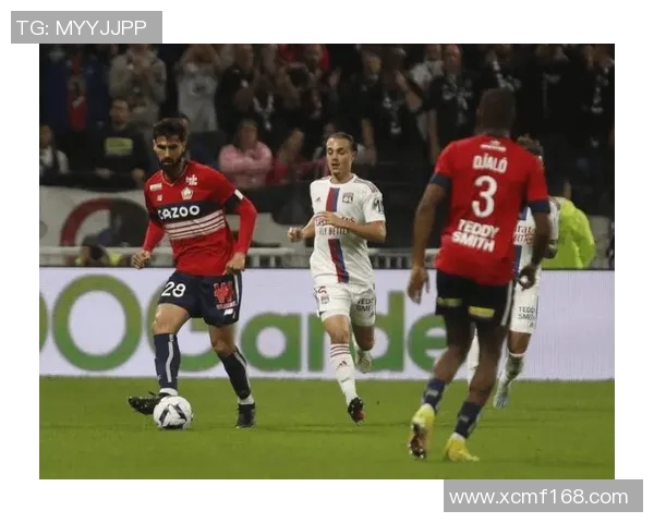 加拉塔萨雷主场迎战贝尔格莱德红星争夺欧战小组赛关键胜利