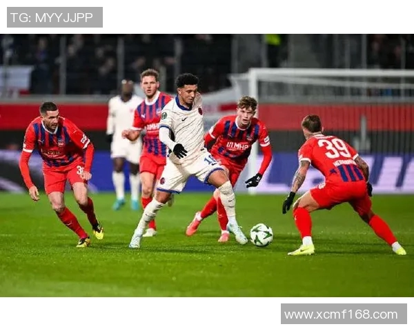 切尔西与埃佛顿历史交锋战绩分析及近期表现对比 切尔西与埃佛顿历史交锋战绩分析及近期表现对比