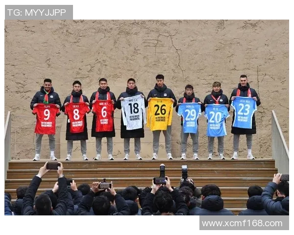 成都足球队的拼搏之路精英赛特别报道展现奋斗精神与团队力量 成都足球队的拼搏之路精英赛特别报道展现奋斗精神与团队力量