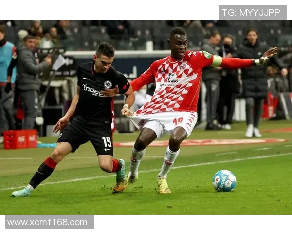 美因茨与科隆激战正酣谁能在德甲赛场上笑到最后